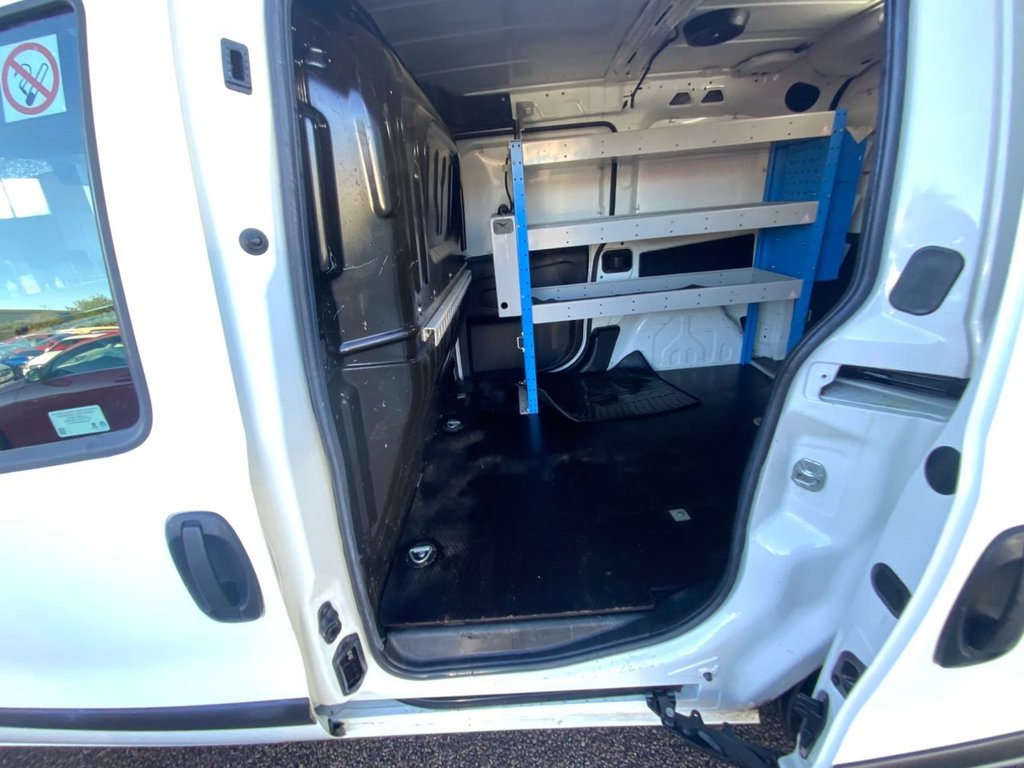 Used Fiat Doblo 2018 for sale - 76642620: Photo 32