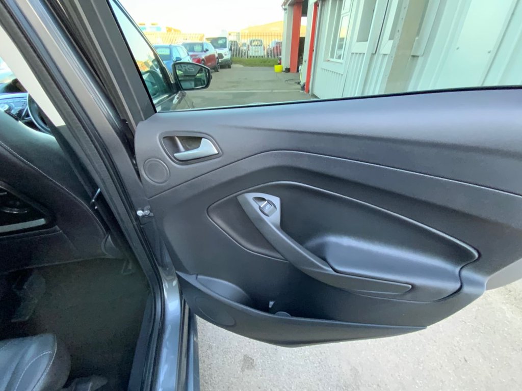 Used Ford Kuga 2014 for sale - 77976480: Photo 21