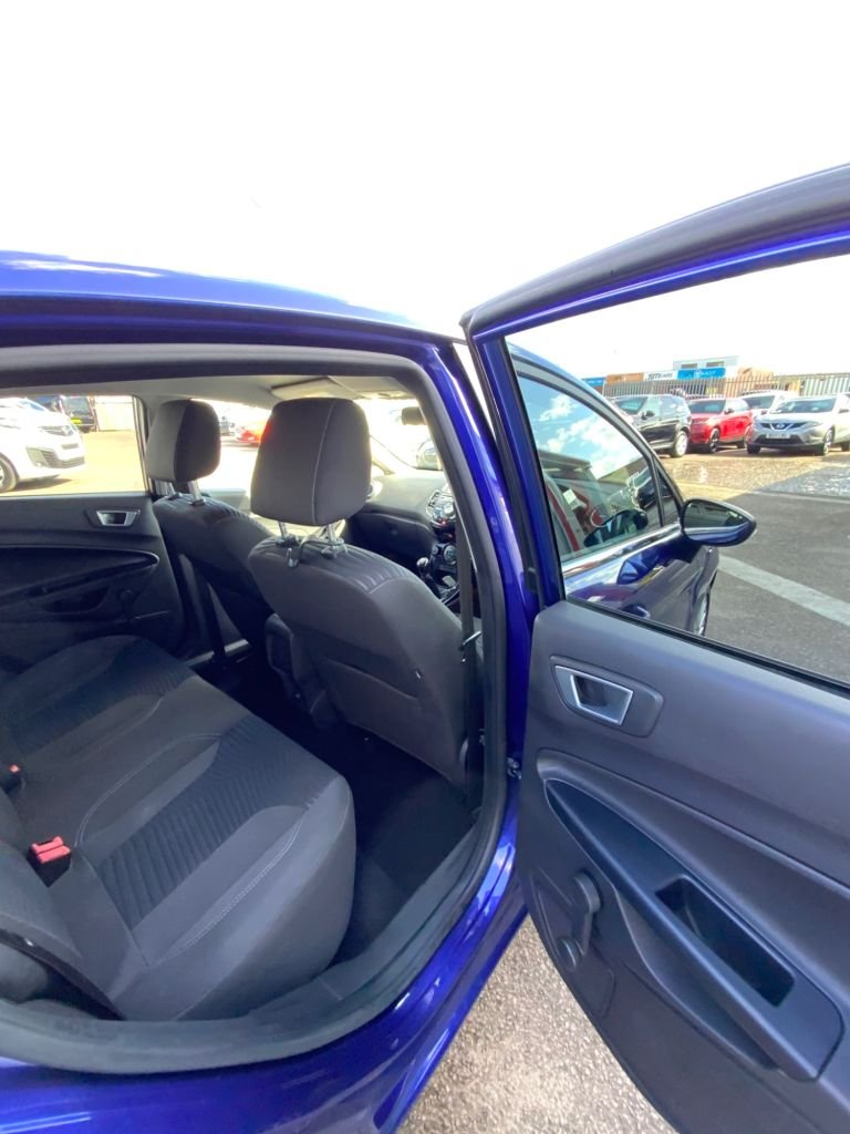 Used Ford Fiesta 2015 for sale - 78056556: Photo 14