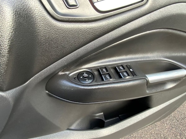 Used Ford Kuga 2016 for sale - 76173246: Photo 37