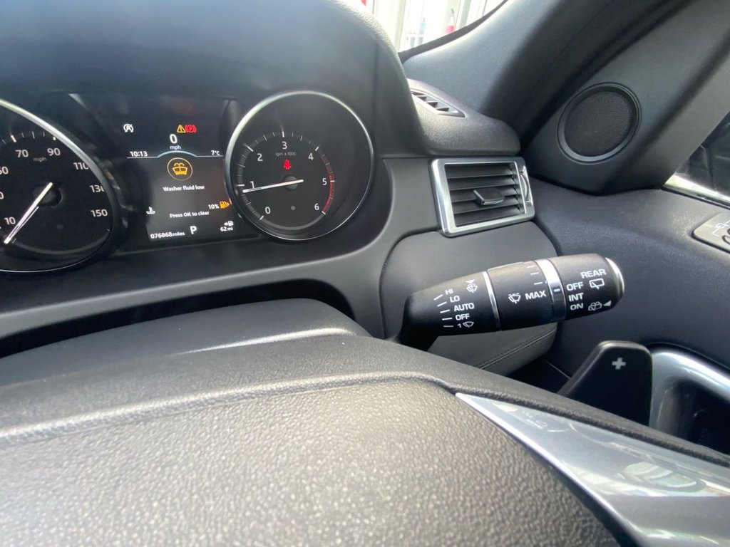 Used Land Rover Discovery Sport 2018 for sale - 77642597: Photo 44