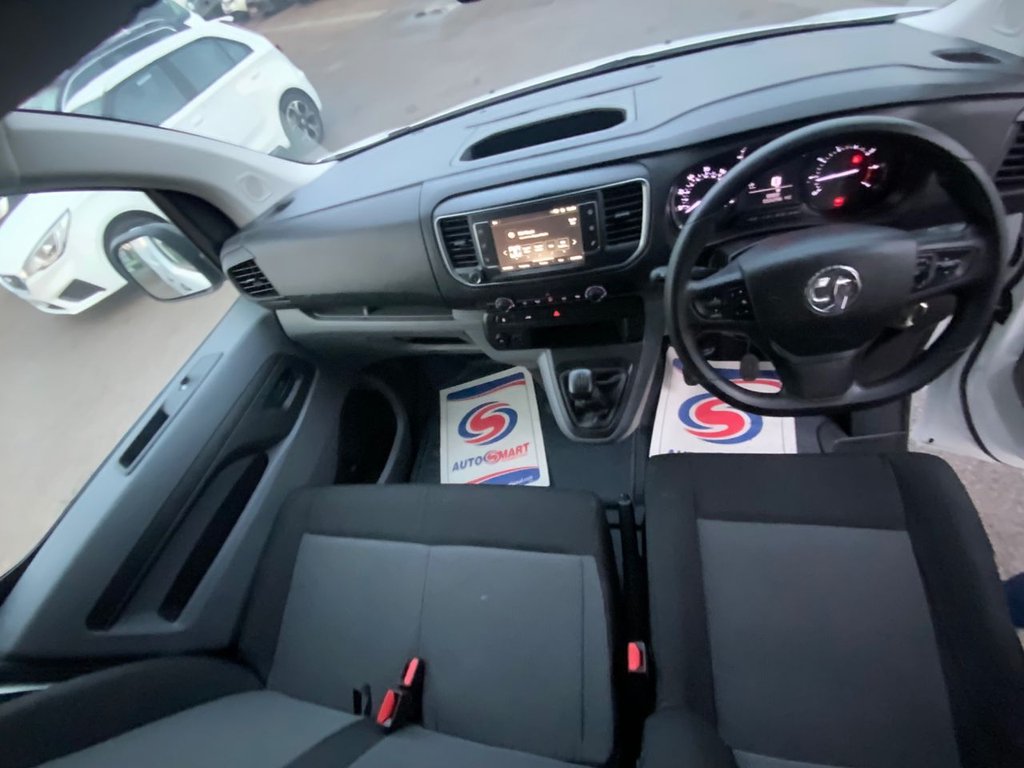 Used Vauxhall Vivaro 2022 for sale - 76711458: Photo 2