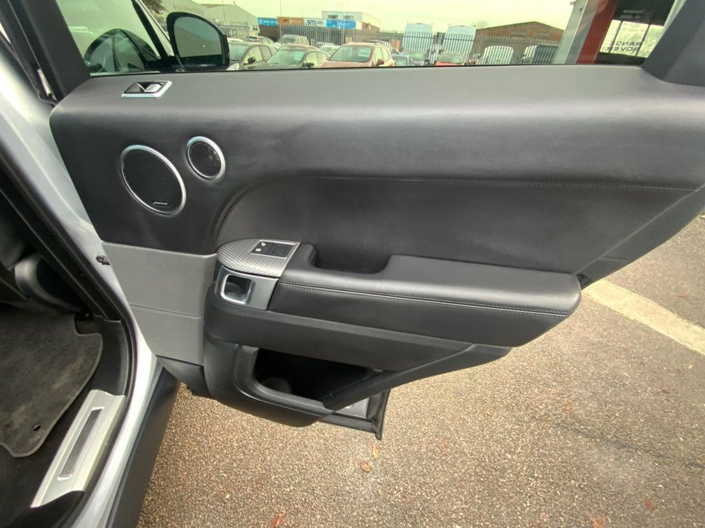 Used Land Rover Range Rover Sport 2020 for sale - 76698684: Photo 40