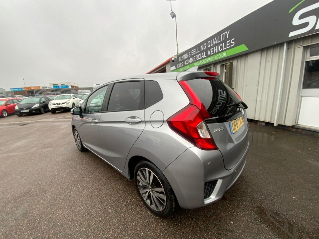 Used Honda Jazz 2017 for sale - 76582596: Photo 17