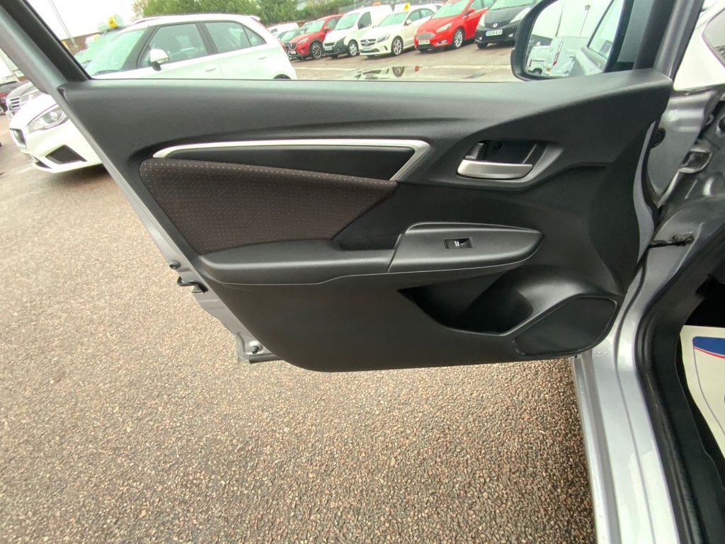 Used Honda Jazz 2017 for sale - 76582596: Photo 38