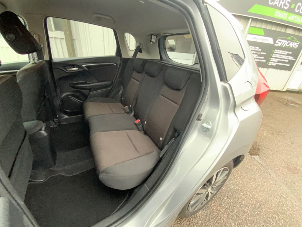 Used Honda Jazz 2017 for sale - 76582596: Photo 40