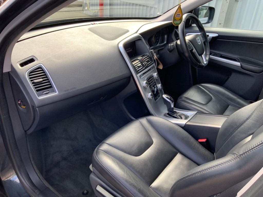 Used Volvo XC60 2017 for sale - 78096777: Photo 10