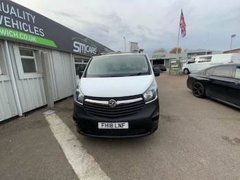 Used Vauxhall Vivaro 2018 for sale - 76482400: Photo