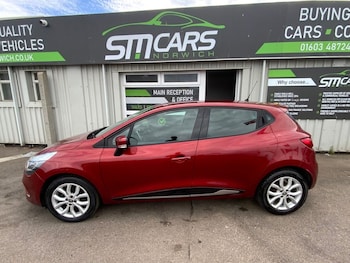 Used Renault Clio 2017 for sale - 79346020: Photo