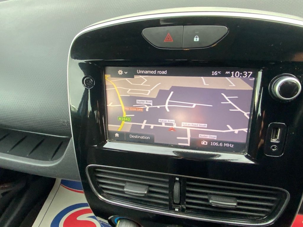 Used Renault Clio 2017 for sale - 76482504: Photo 25