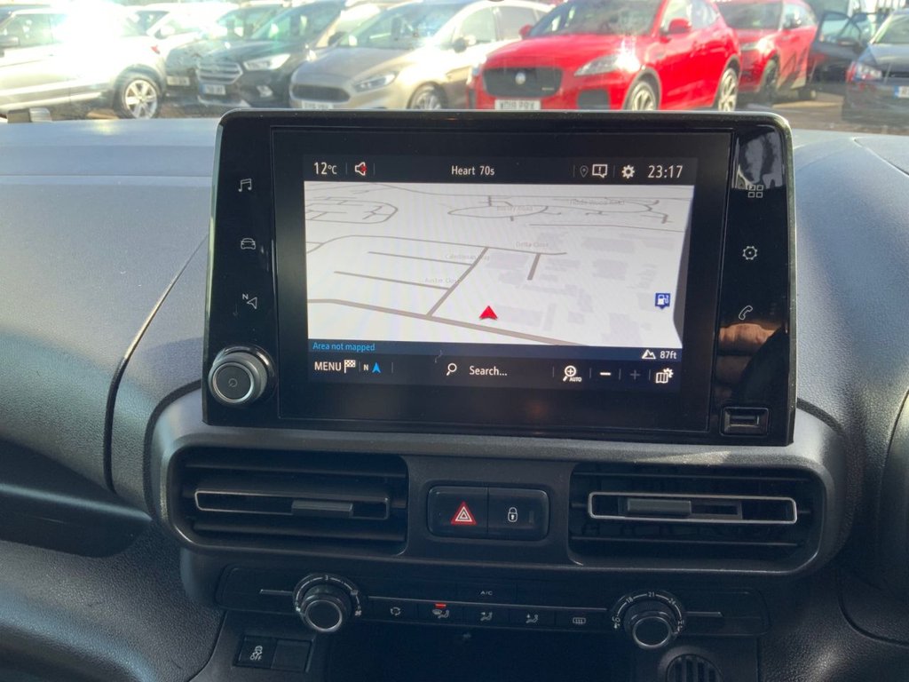 Used Vauxhall Combo Life 2018 for sale - 77905246: Photo 25