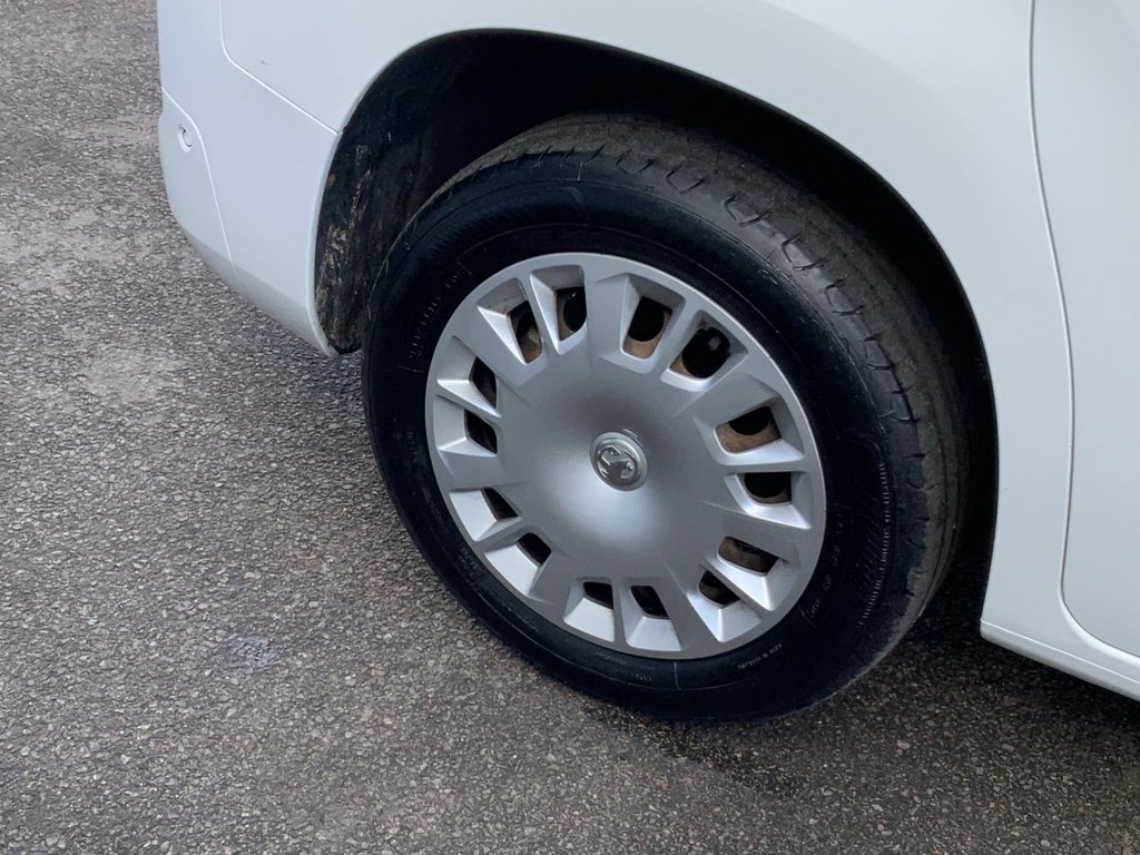 Used Vauxhall Combo Life 2018 for sale - 77905246: Photo 28