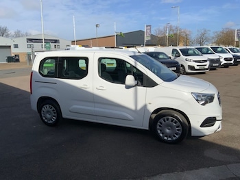 Used Vauxhall Combo Life 2018 for sale - 77905246: Photo