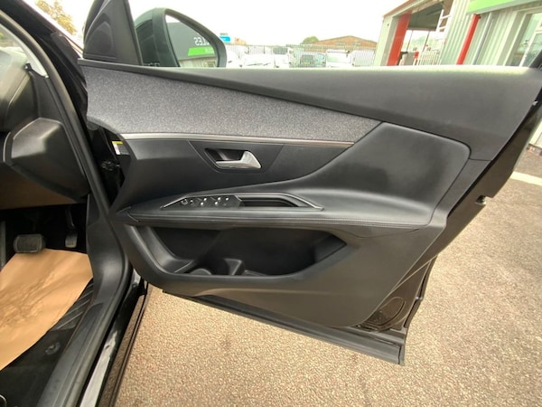 Used Peugeot 3008 2019 for sale - 76080913: Photo 14