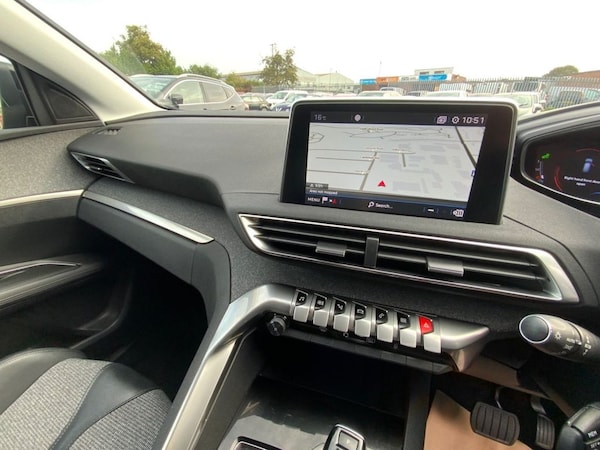 Used Peugeot 3008 2019 for sale - 76080913: Photo 30