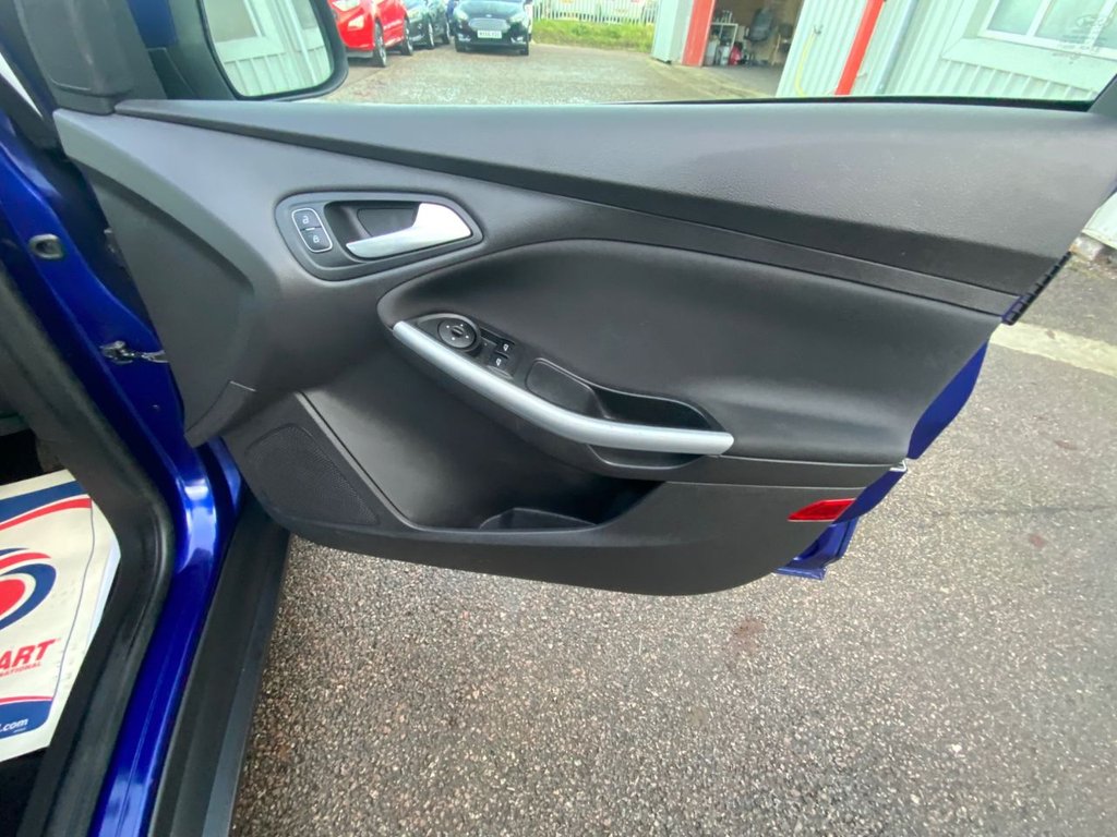 Used Ford Focus 2015 for sale - 76923916: Photo 14