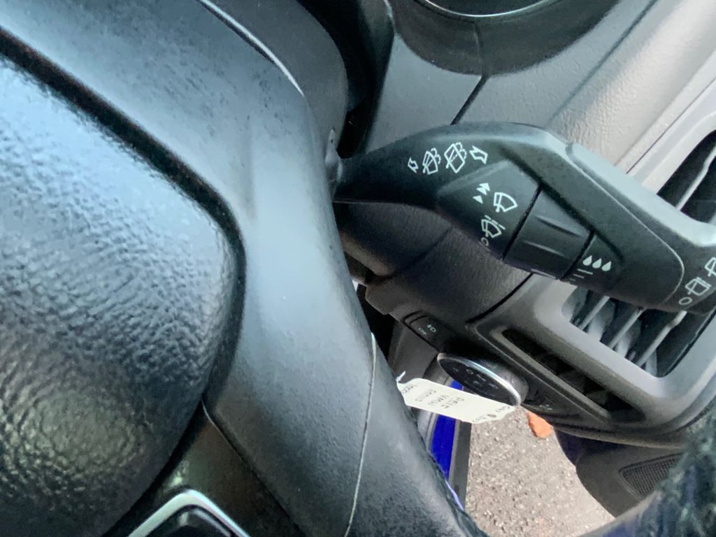 Used Ford Focus 2015 for sale - 76923916: Photo 25