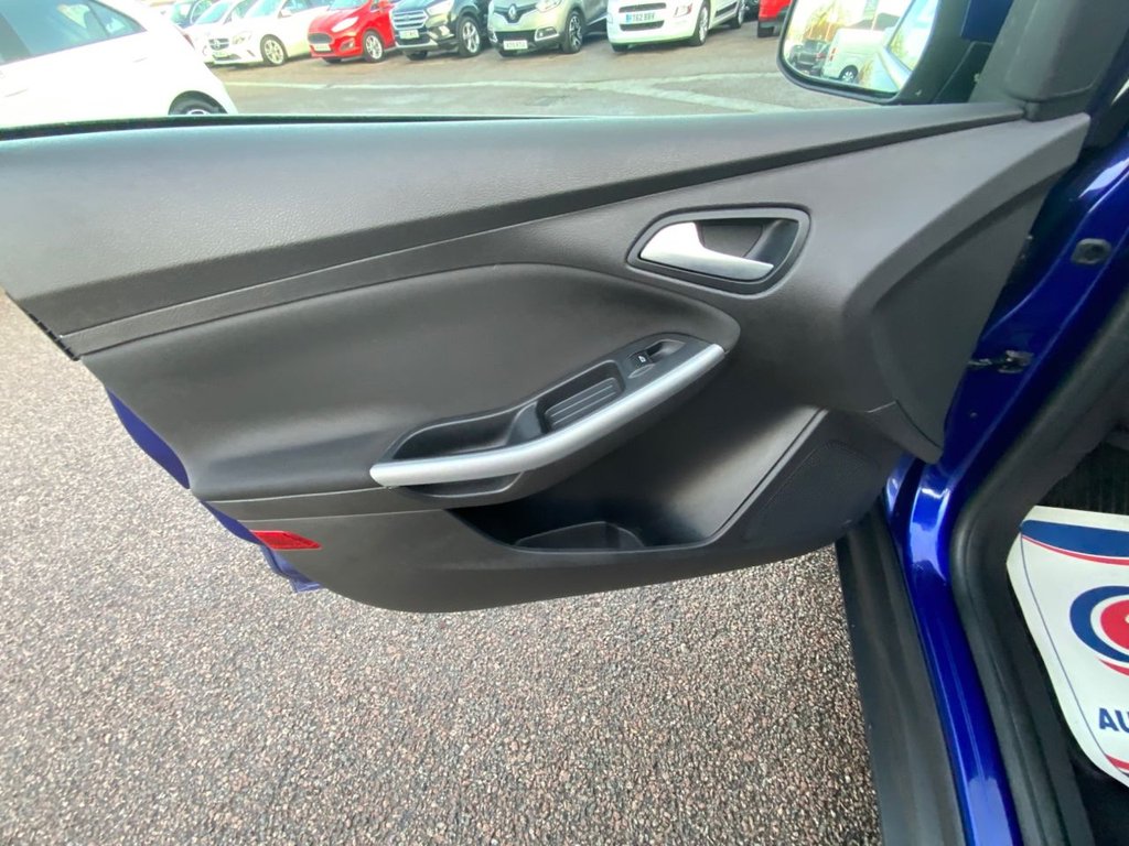 Used Ford Focus 2015 for sale - 76923916: Photo 37