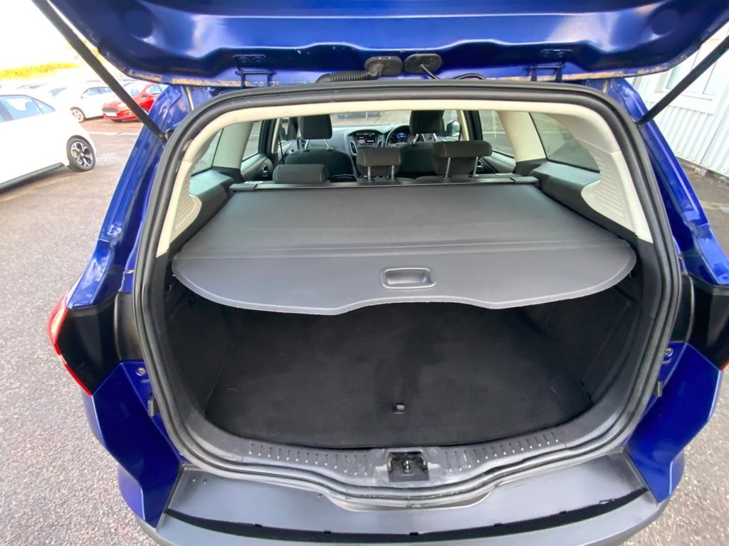 Used Ford Focus 2015 for sale - 76923916: Photo 40