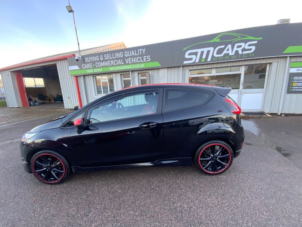 Used Ford Fiesta 2017 for sale - 76654657: Photo 11