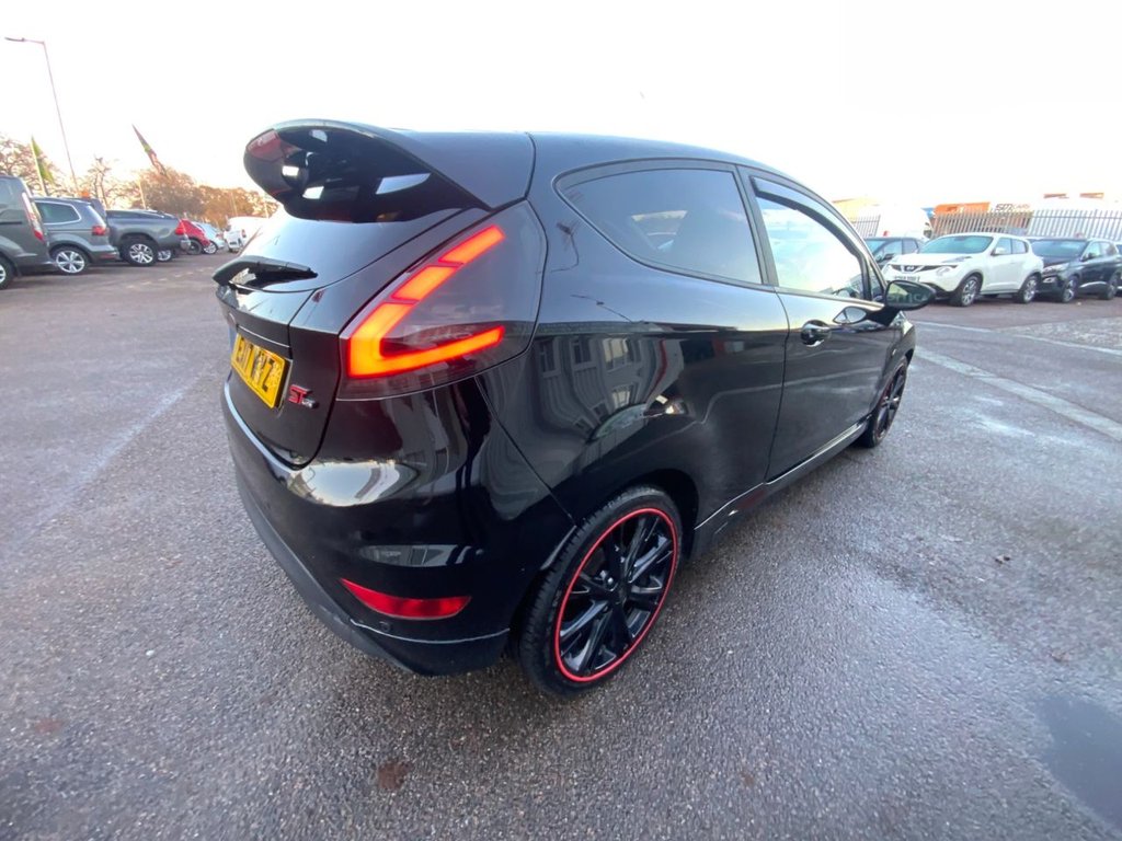 Used Ford Fiesta 2017 for sale - 76654657: Photo 13