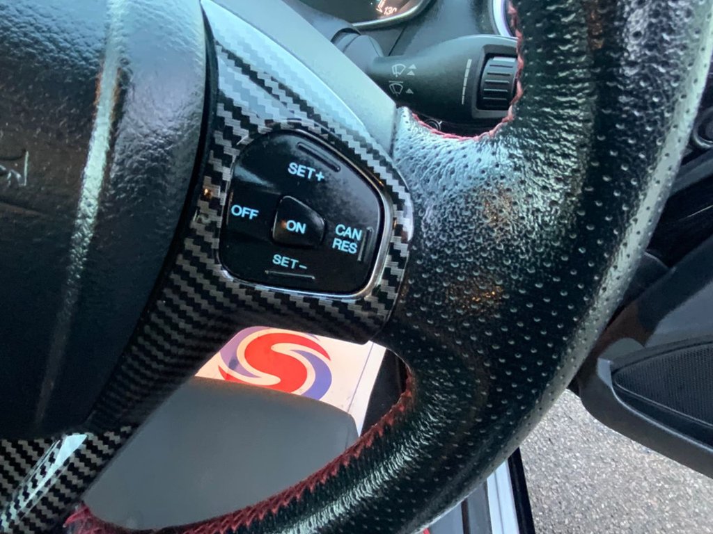 Used Ford Fiesta 2017 for sale - 76654657: Photo 15