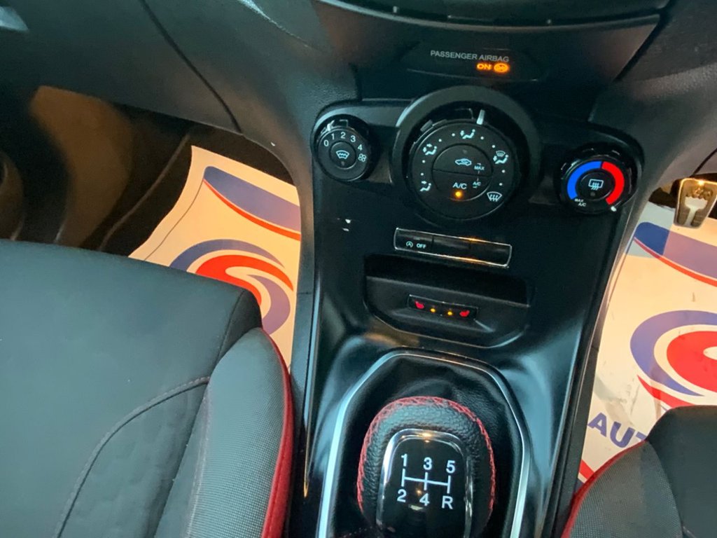 Used Ford Fiesta 2017 for sale - 76654657: Photo 26