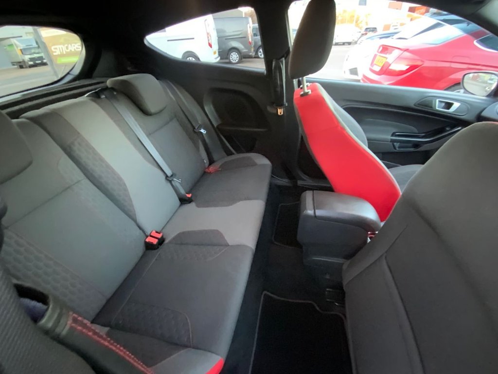 Used Ford Fiesta 2017 for sale - 76654657: Photo 31