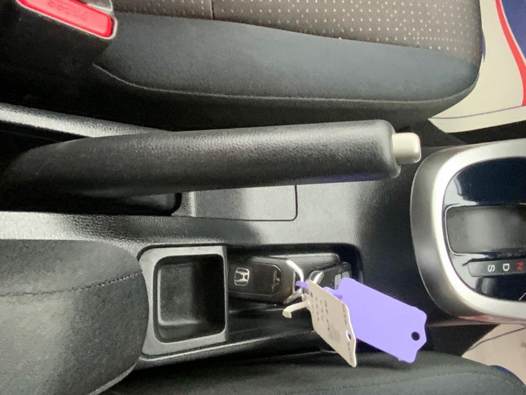 Used Honda Jazz 2017 for sale - 77680401: Photo 24