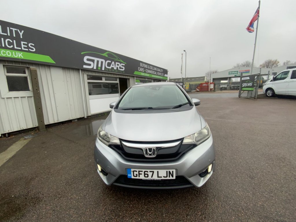 Used Honda Jazz 2017 for sale - 77680401: Photo 3