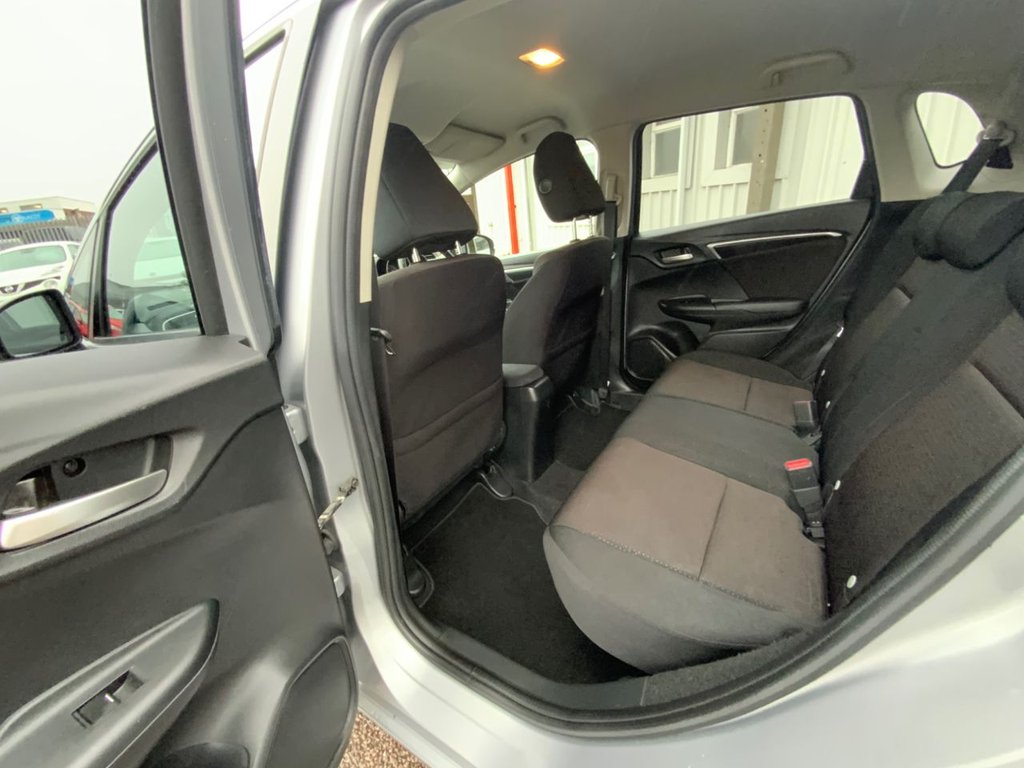 Used Honda Jazz 2017 for sale - 77680401: Photo 39