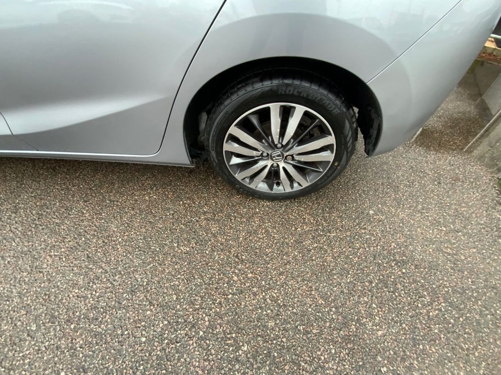 Used Honda Jazz 2017 for sale - 77680401: Photo 45