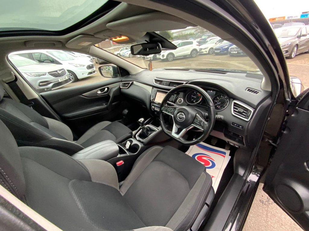 Used Nissan Qashqai 2018 for sale - 77642619: Photo 13