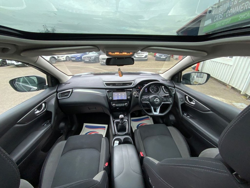 Used Nissan Qashqai 2018 for sale - 77642619: Photo 30