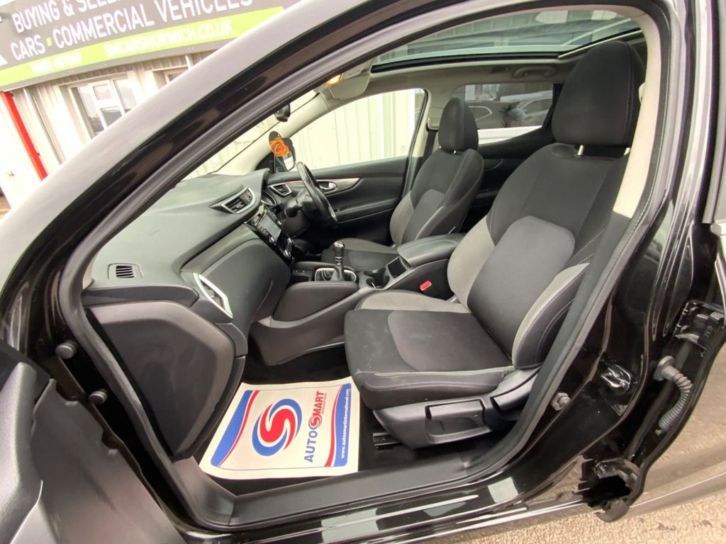 Used Nissan Qashqai 2018 for sale - 77642619: Photo 31