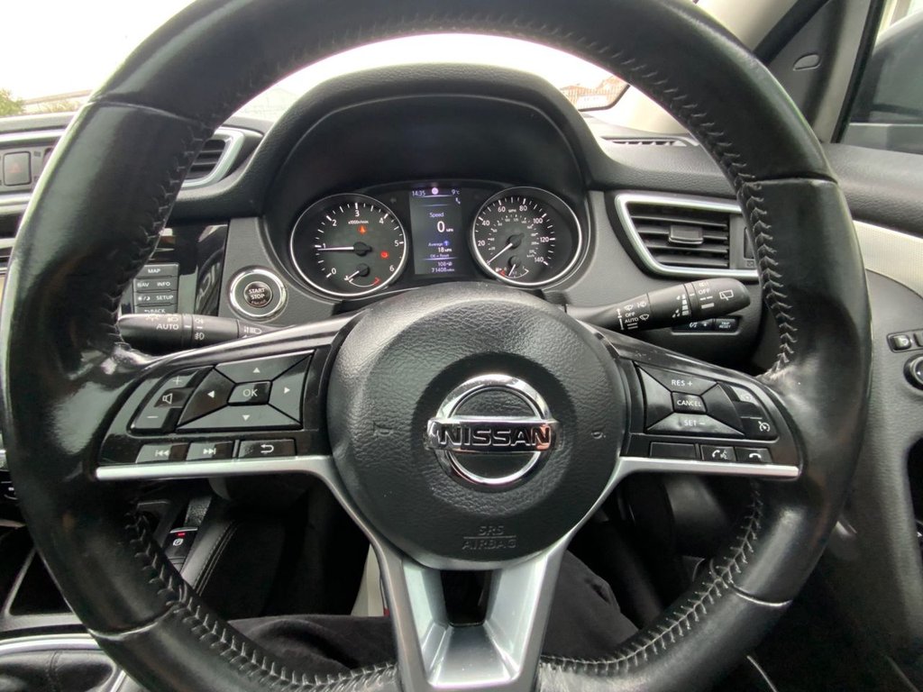 Used Nissan Qashqai 2018 for sale - 77642619: Photo 38