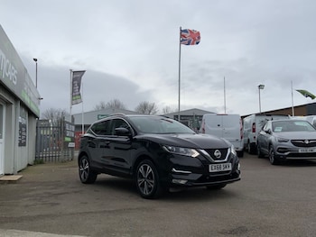 Used Nissan Qashqai 2018 for sale - 77642619: Photo