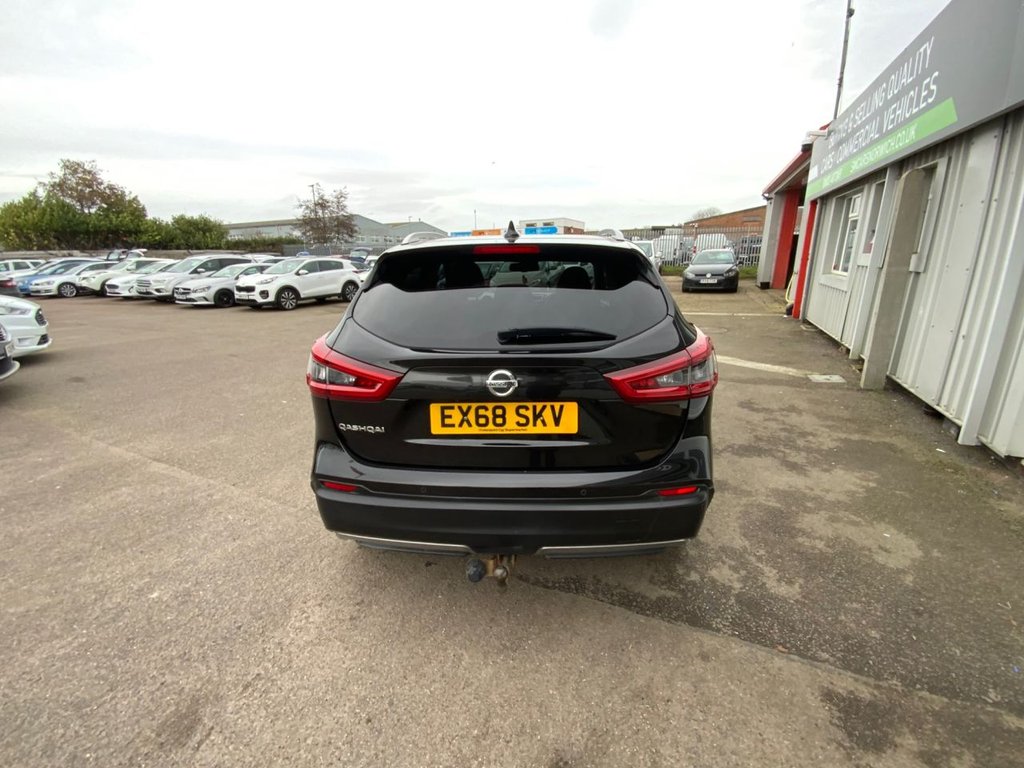 Used Nissan Qashqai 2018 for sale - 77642619: Photo 7