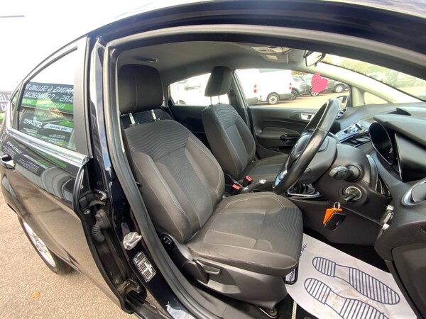 Used Ford Fiesta 2014 for sale - 76105523: Photo 16