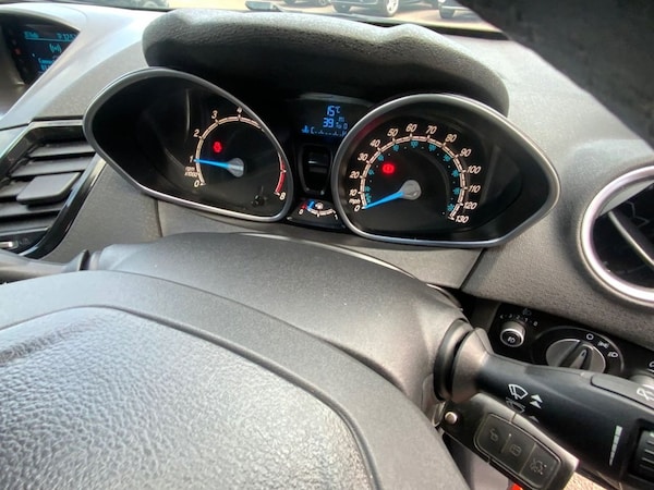 Used Ford Fiesta 2014 for sale - 76105523: Photo 21