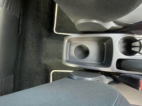Used Ford Fiesta 2014 for sale - 76105523: Photo 24