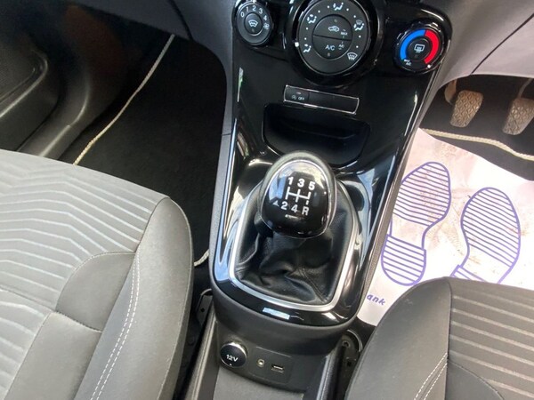 Used Ford Fiesta 2014 for sale - 76105523: Photo 26