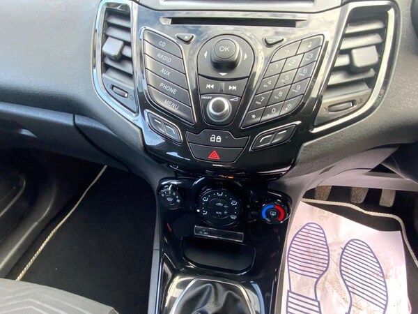 Used Ford Fiesta 2014 for sale - 76105523: Photo 28