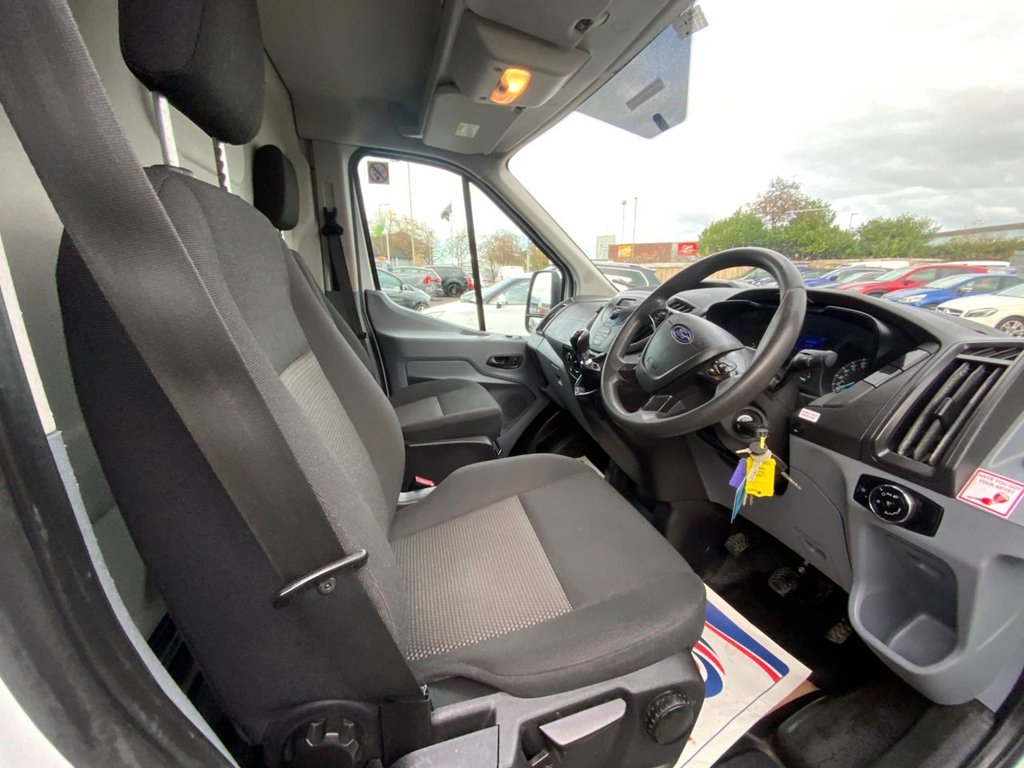 Used Ford Transit 2018 for sale - 76617700: Photo 17