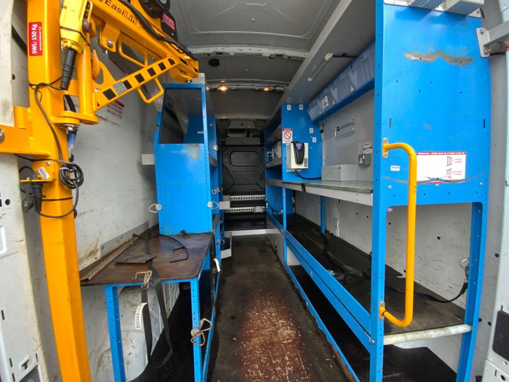 Used Ford Transit 2018 for sale - 76617700: Photo 32