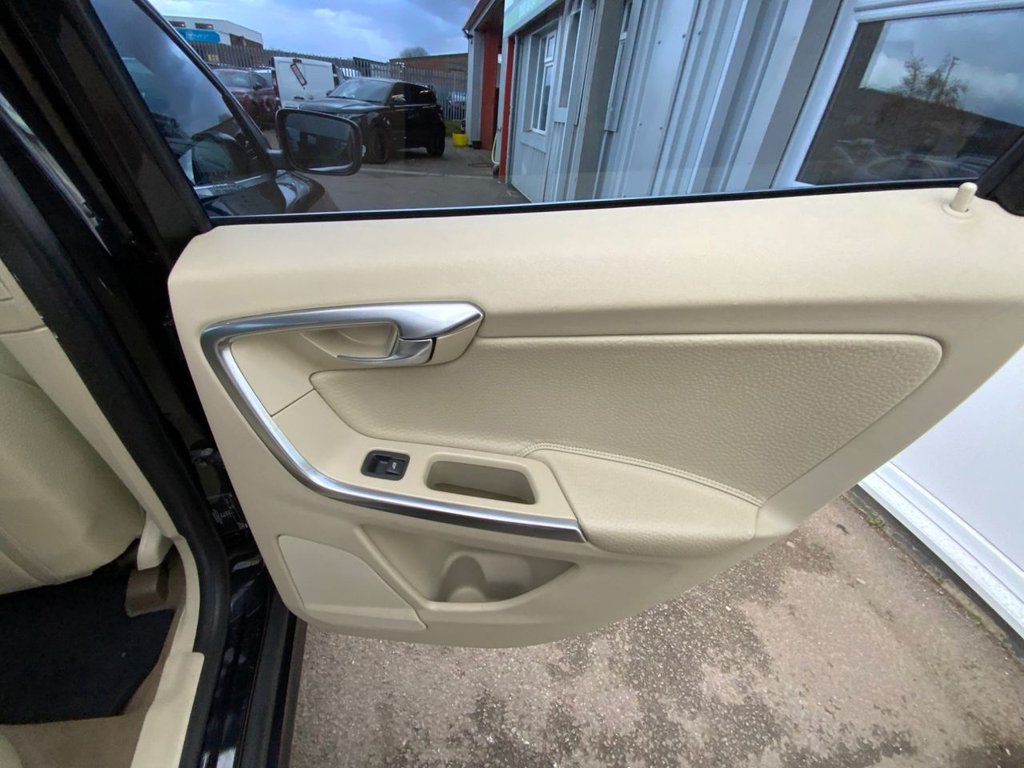 Used Volvo XC60 2013 for sale - 78069315: Photo 24