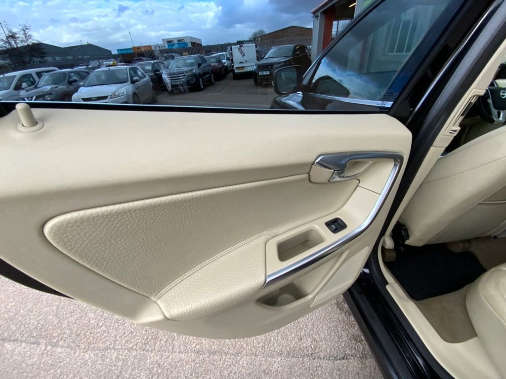 Used Volvo XC60 2013 for sale - 78069315: Photo 37