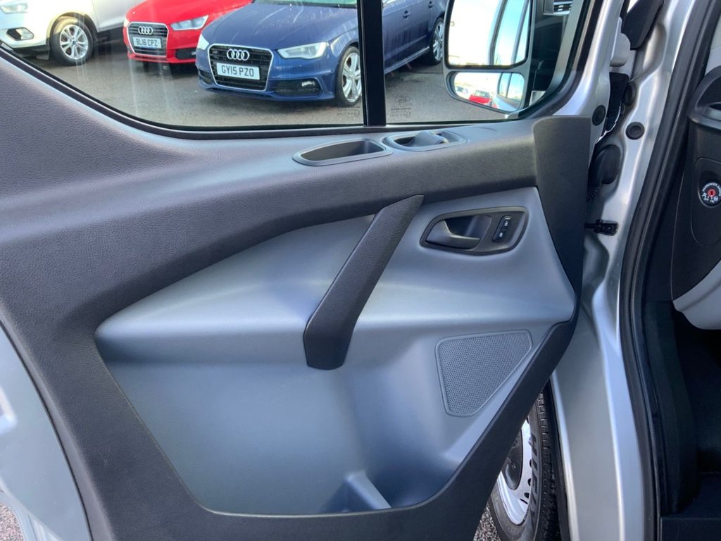 Used Ford Transit Custom 2017 for sale - 77328439: Photo 7