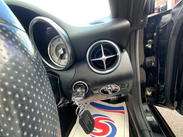 Used Mercedes-Benz SLK 2015 for sale - 75753214: Photo 25