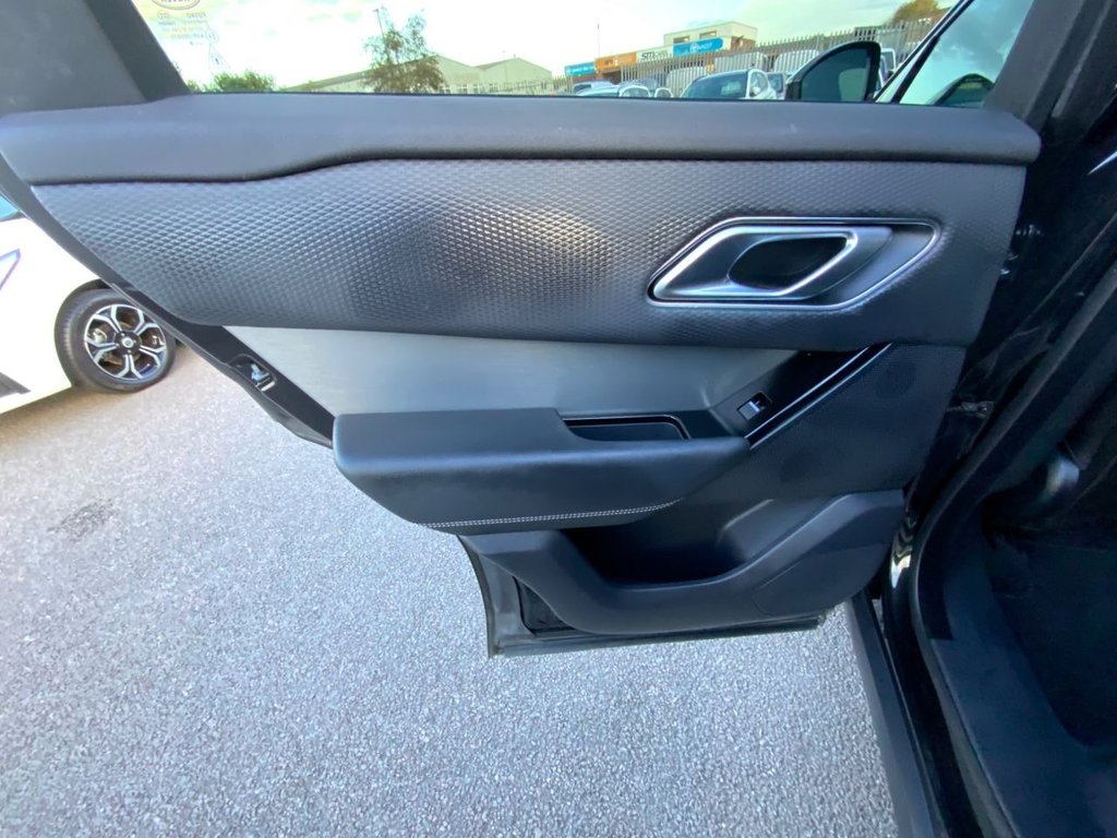 Used Land Rover Range Rover Velar 2019 for sale - 76396250: Photo 41